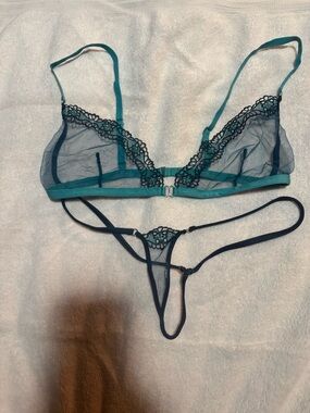 Wicked Weasel Sheer Lace Lingerie Set – medium Teal/Black (657 Thong Bottom)